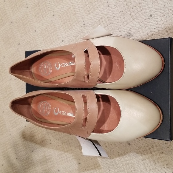 Jeffrey Campbell Shoes - Two Toned Leather Jeffrey Campbell Deposit Flats Colorblock Retro Shoes